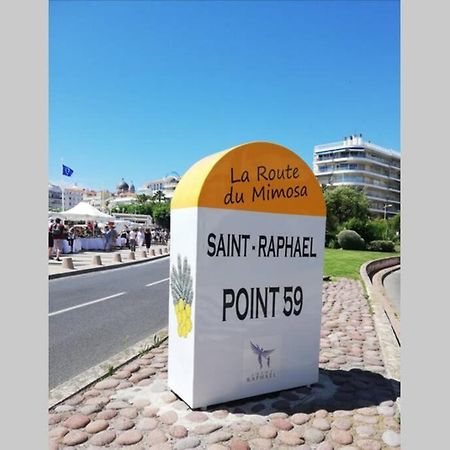Beach-City 3 Pieces Saint-Raphaël Exteriör bild